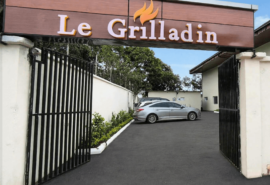 Le Grilladin Bastos