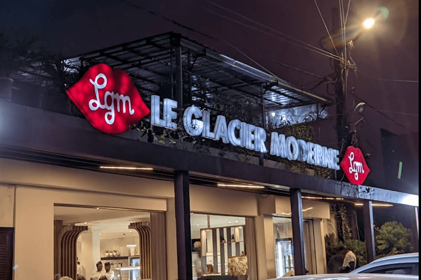 Le Glacier Moderne Bonapriso